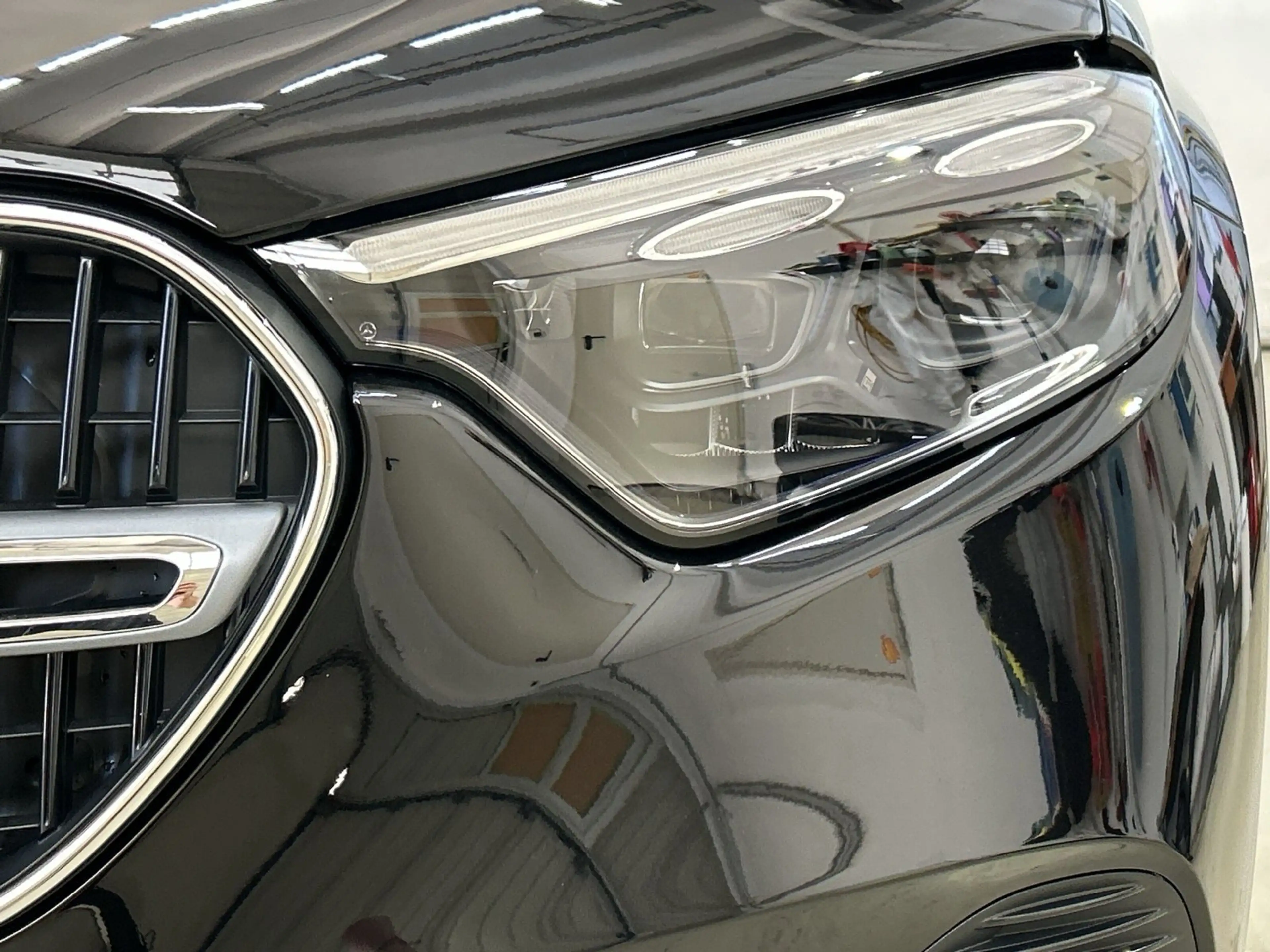 Mercedes-Benz GLC 200 d 4MATIC Österreich-Edition Cam SHZ — photo 14