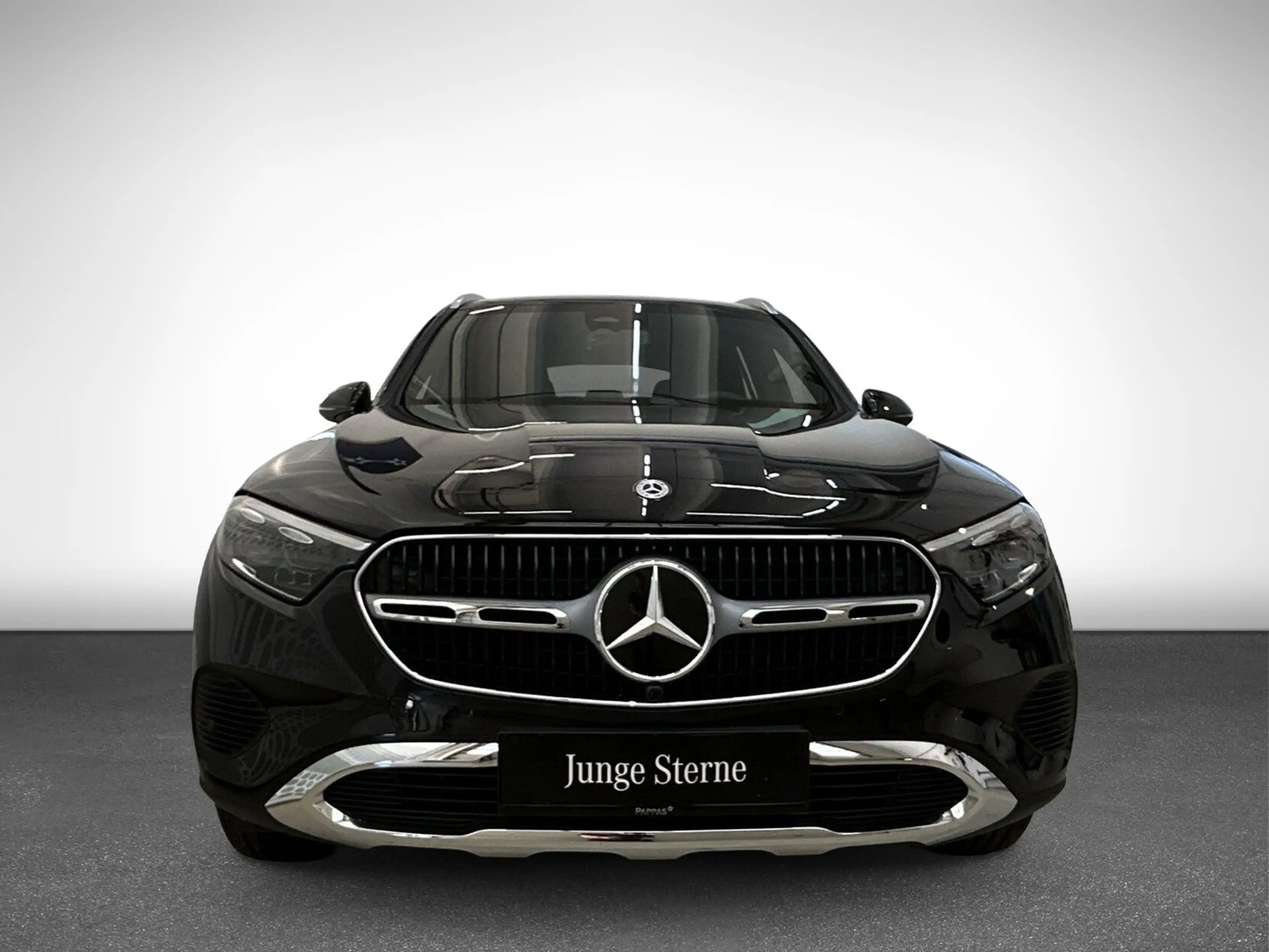 Mercedes-Benz GLC 200 d 4MATIC Österreich-Edition Cam SHZ — photo 4
