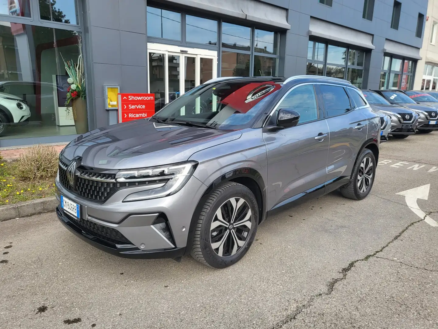 Renault Austral 1.2 E-Tech full hybrid Iconic Esprit Alpine 200cv Gris - 1