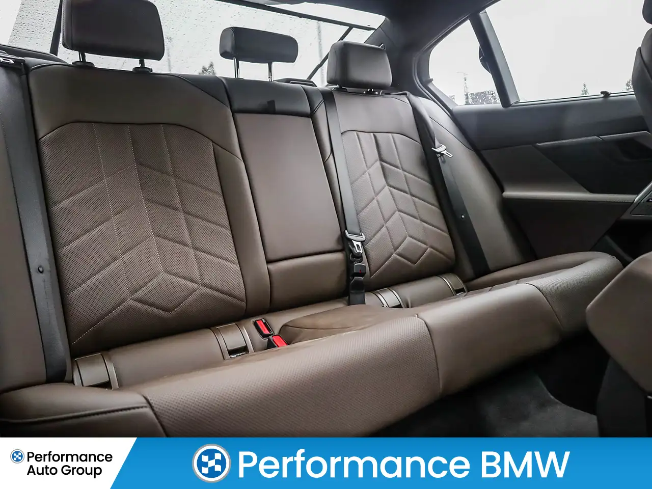 BMW 5 Series снимка BMW 5 Series