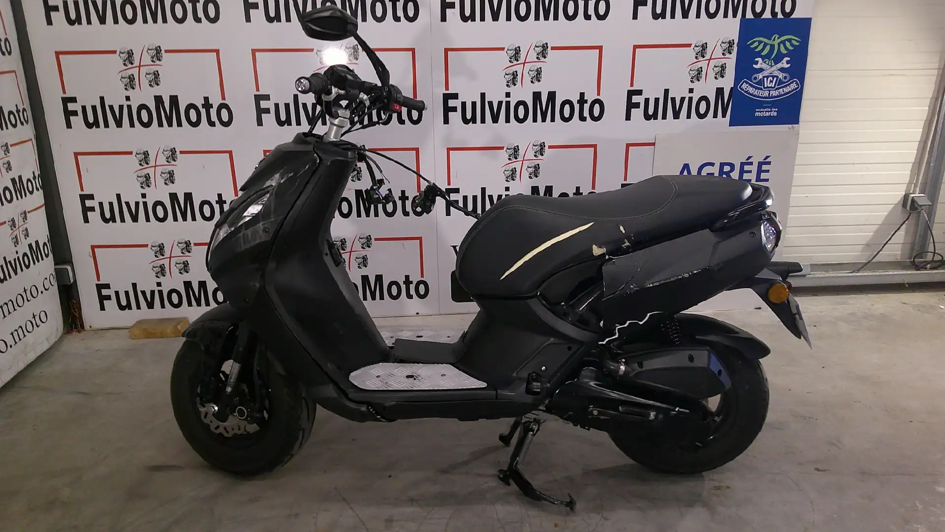 Peugeot Streetzone - 1