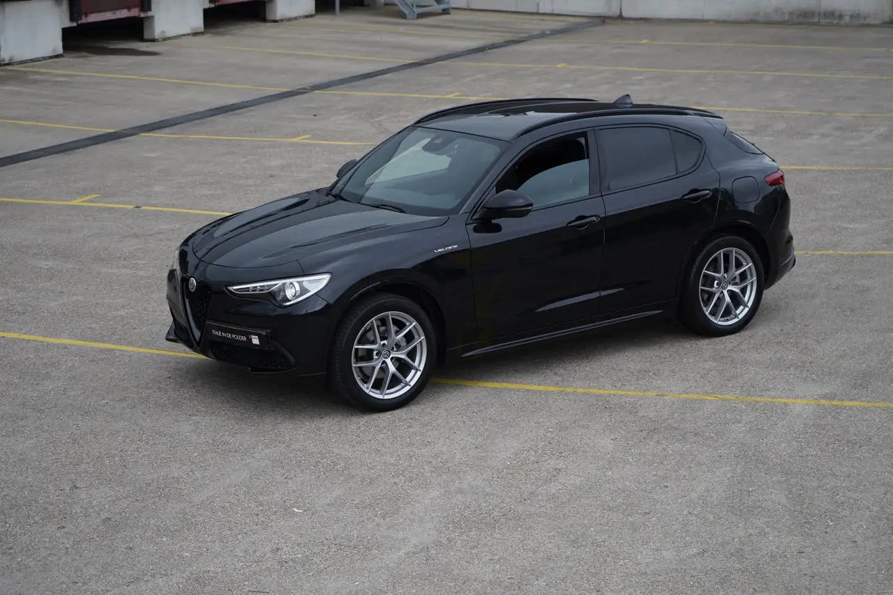 Alfa Romeo Stelvio 2022