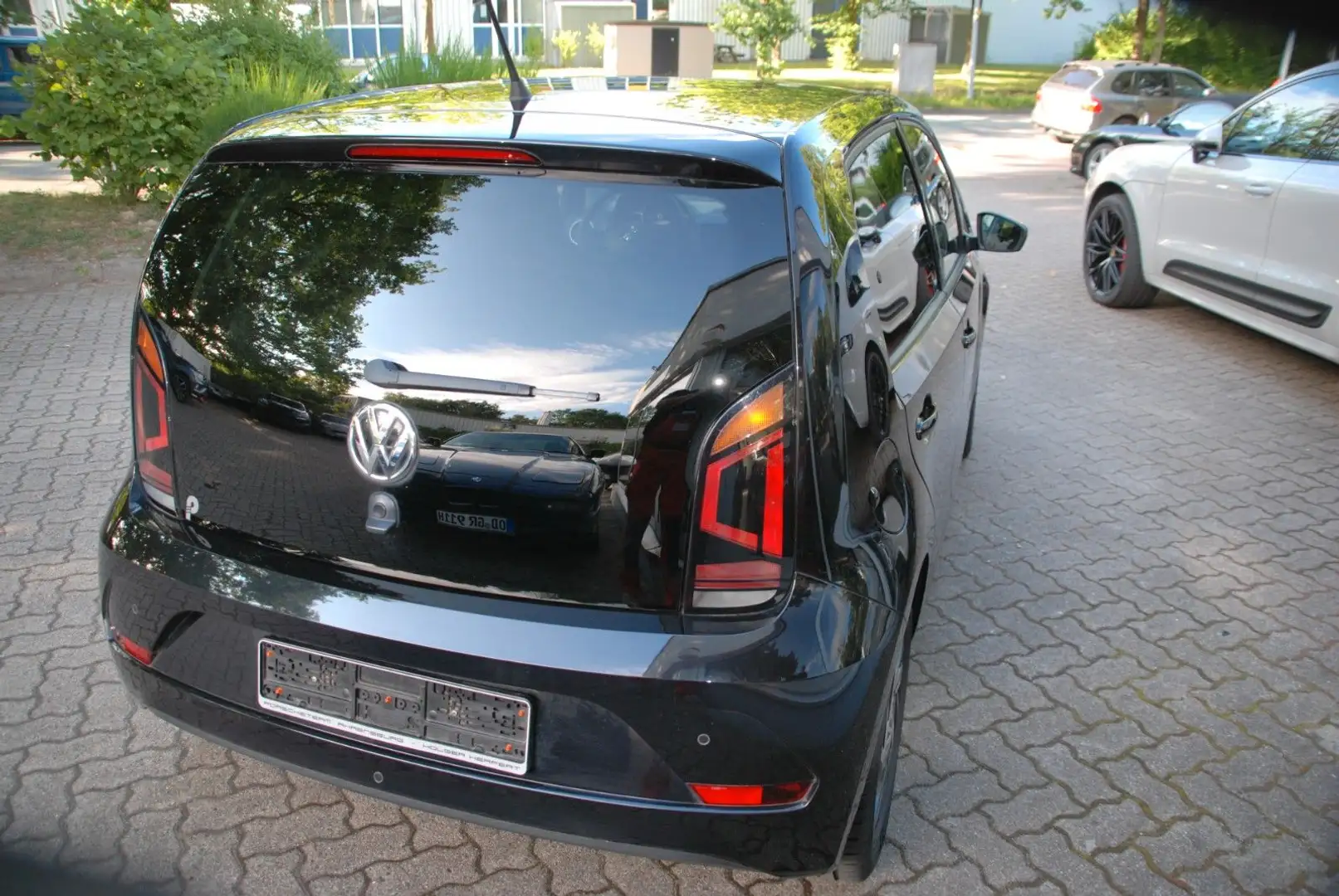 Volkswagen up! join up! 4 Türer,Ausstellfenster hinten Noir - 2