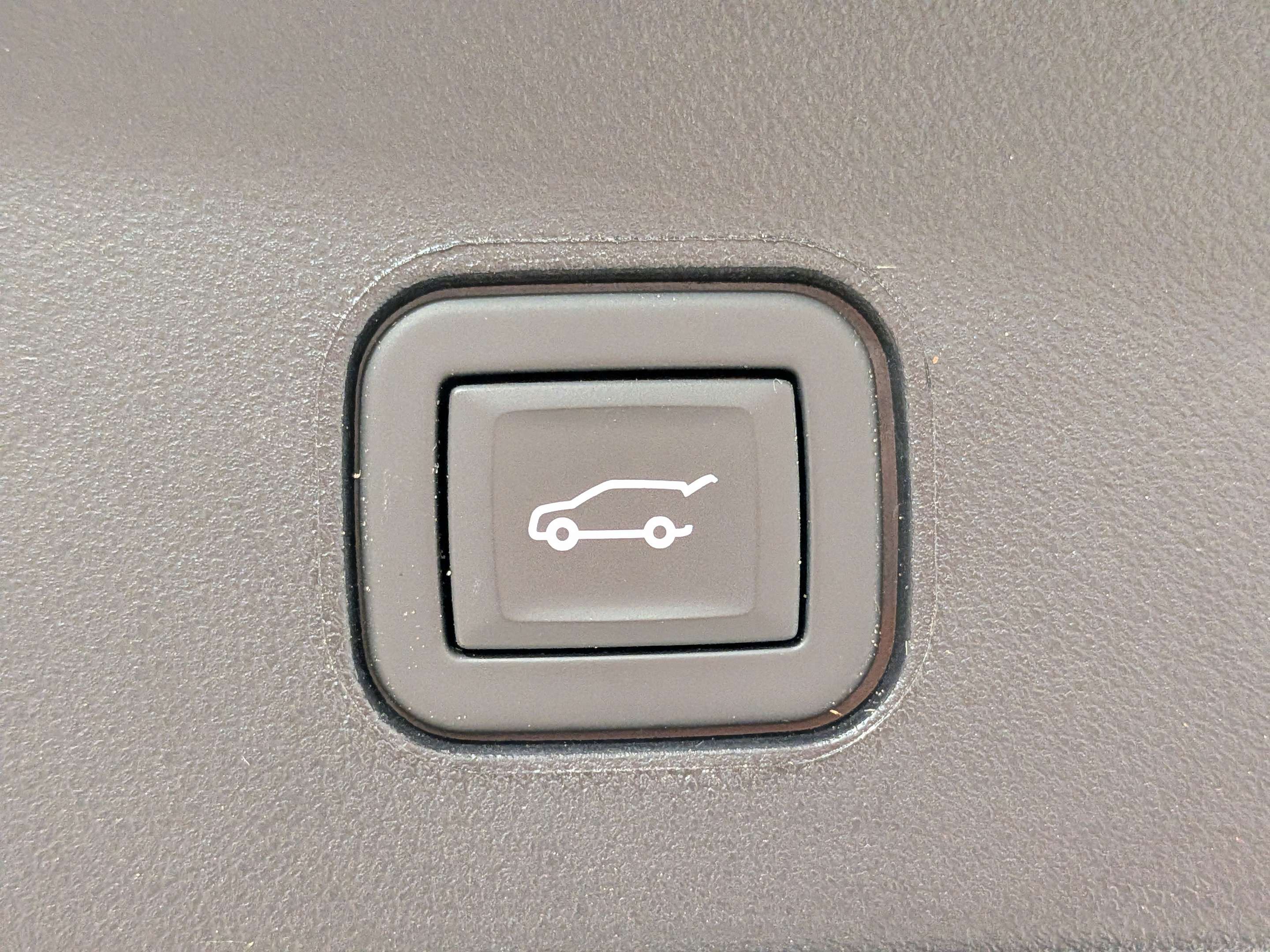 Cadillac LYRIQ 2024