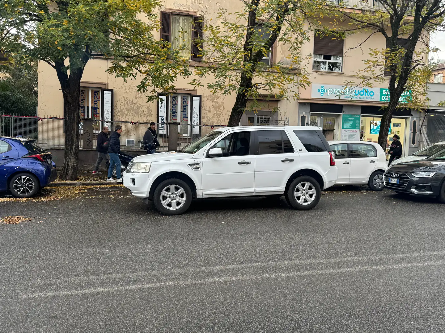 Land Rover Freelander 2.2 sd4 S 190cv auto Bianco - 1