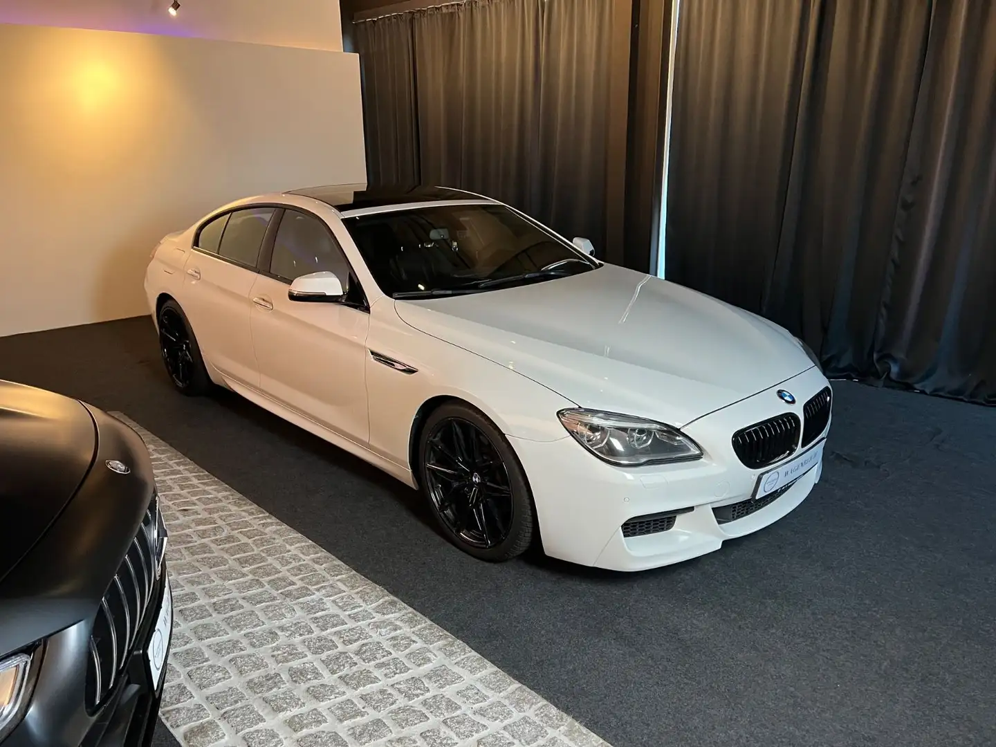 BMW 640 BMW640i XDrive GranCoupé M Paket ab153€monatlich Weiß - 1