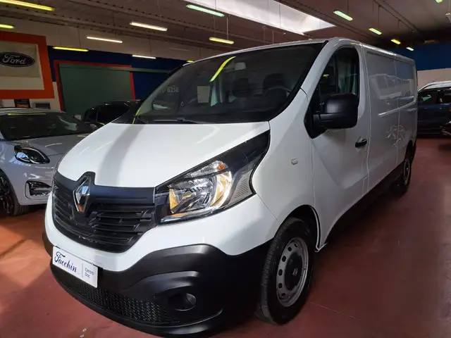 2019 Renault Trafic in White for sale