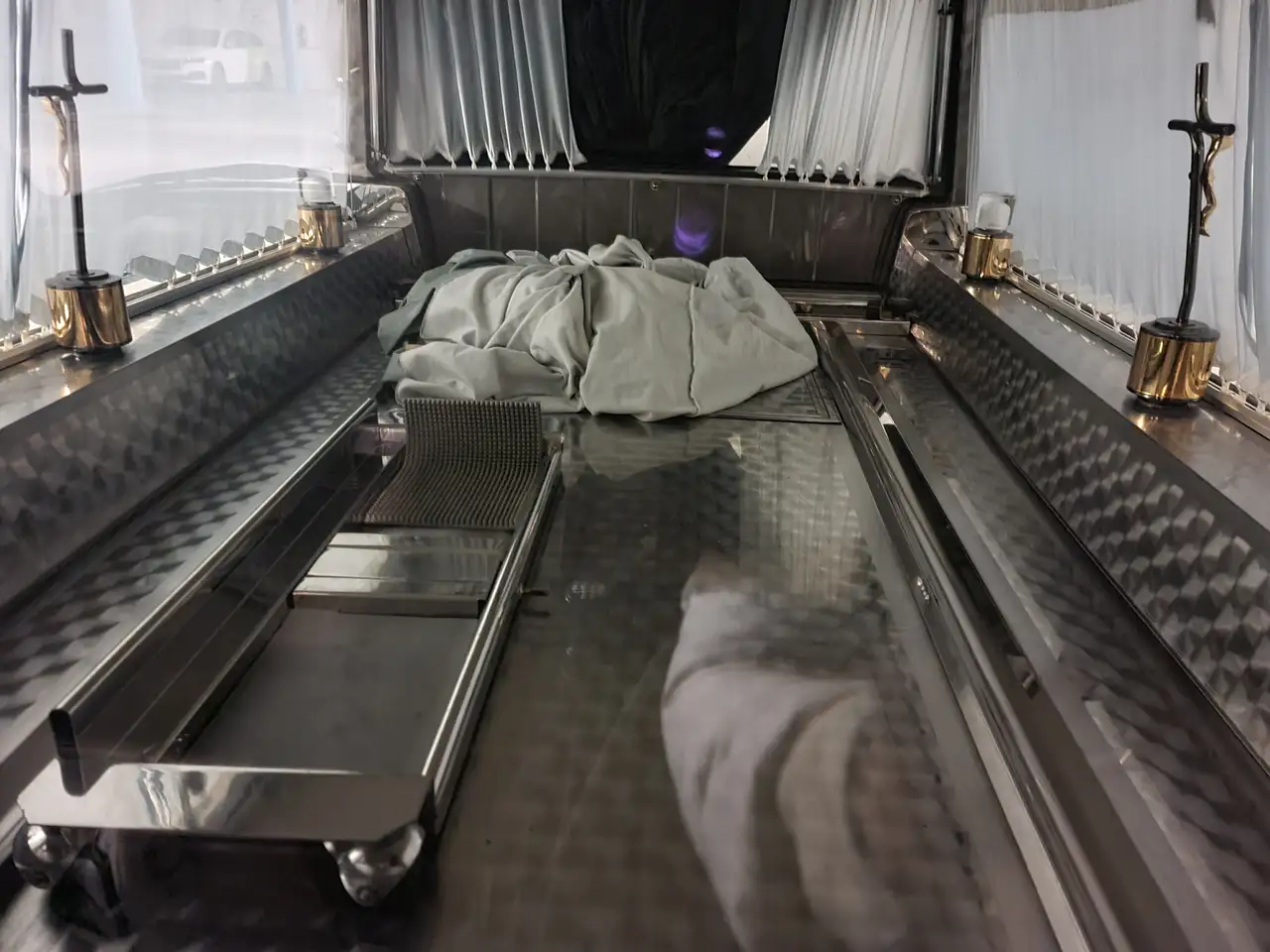 Volvo 945 Leichenwagen-Bestattungsfahrzeug, foto 10