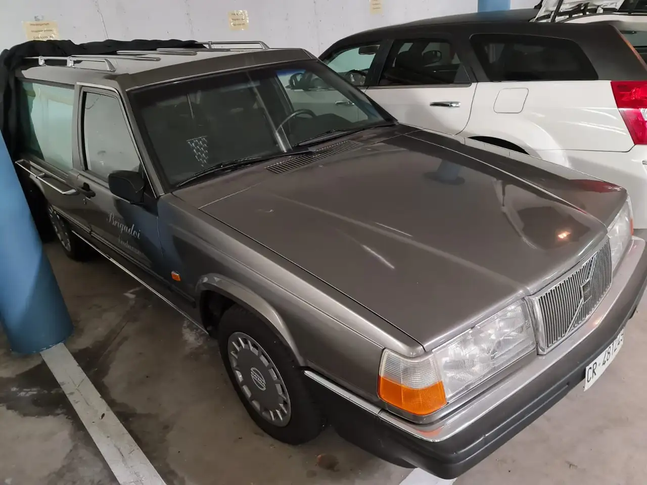 Volvo 945 Leichenwagen-Bestattungsfahrzeug, foto 3