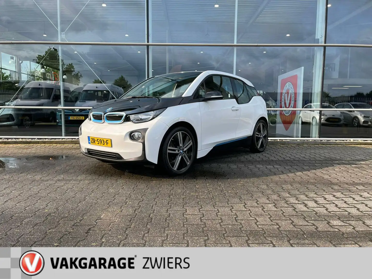BMW i3 Basis Advance 22 kWh stoelverwarming,PDC,Navi Bílá - 1
