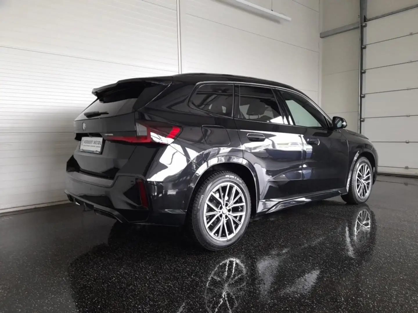 BMW X1 23i M-SPORT 4x4 Aut *ADAPT. LED / NAVI / AVH & 360° KAMERA / ADAPT. FAHRWERK / TEILLEDER / HEAD-UP* Schwarz - 2