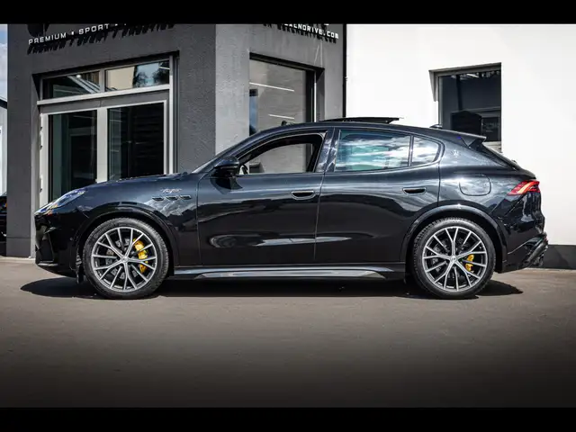 Maserati Grecale view 2