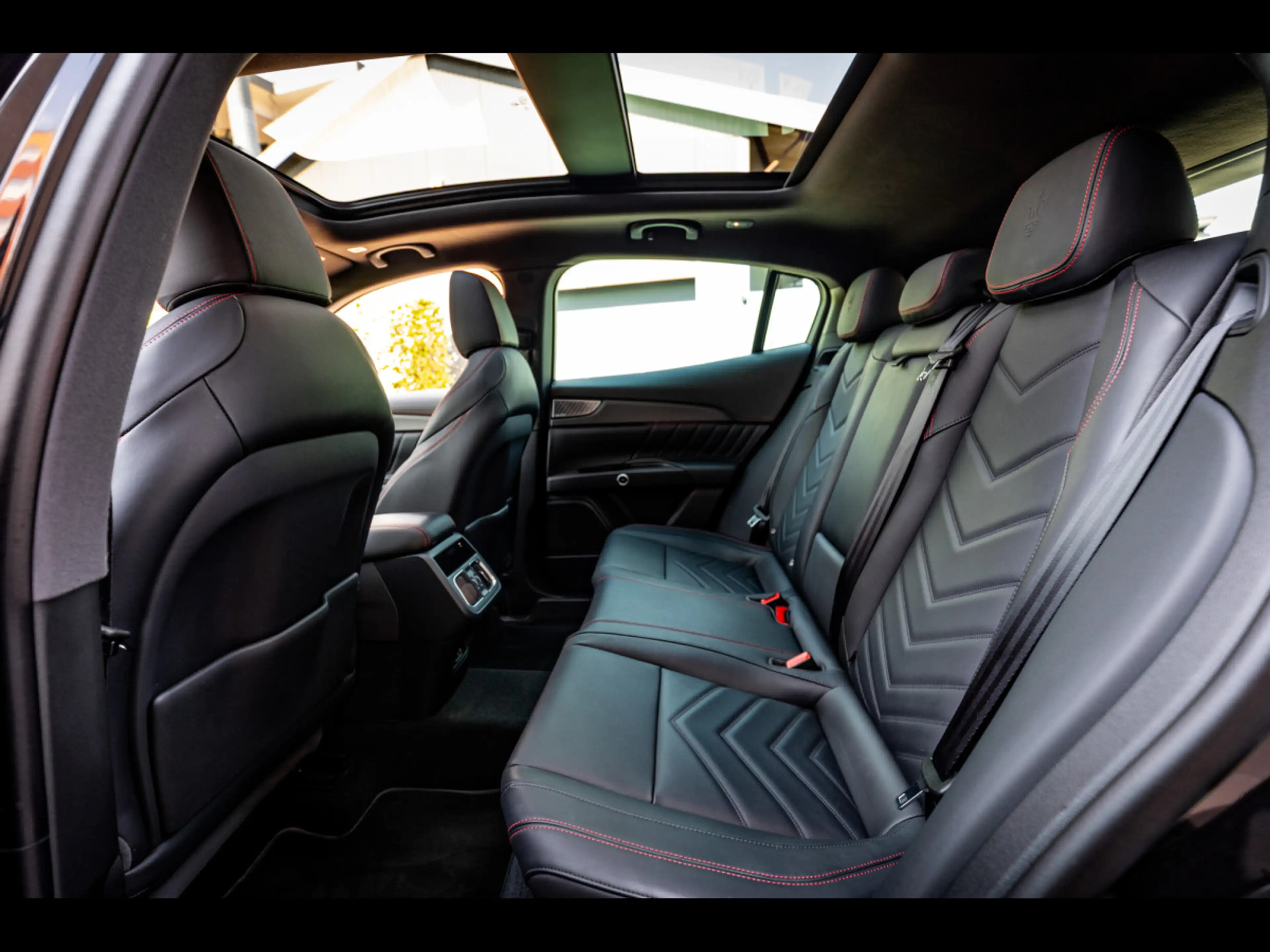 Maserati Grecale TROFEO V6 AWD°MASERATI WARRANTY 10/27°CARBON°360 — photo 11