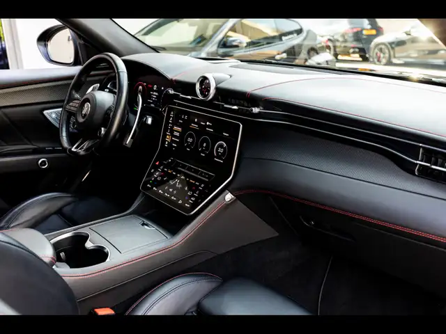 Maserati Grecale view 12