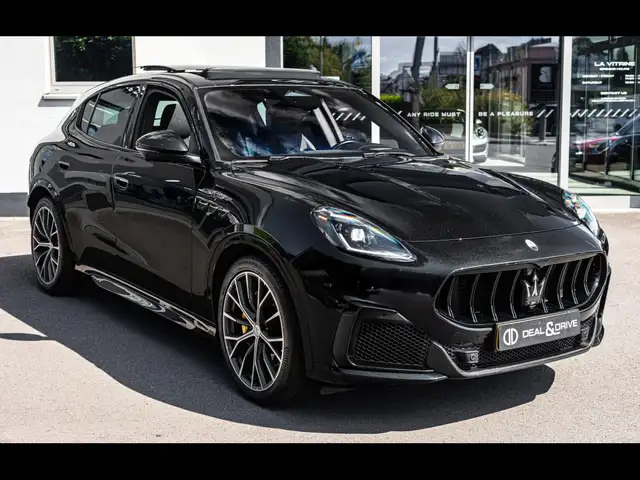 Maserati Grecale view 6