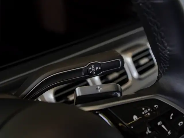 Mercedes-Benz Gle view 11