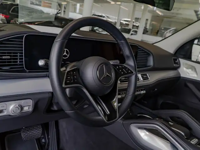 Mercedes-Benz Gle view 9
