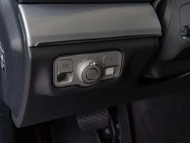Mercedes-Benz Gle view 10
