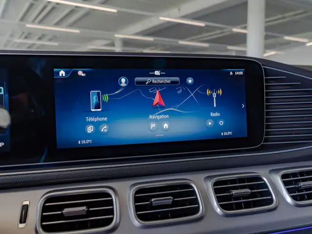 Mercedes-Benz Gle view 16