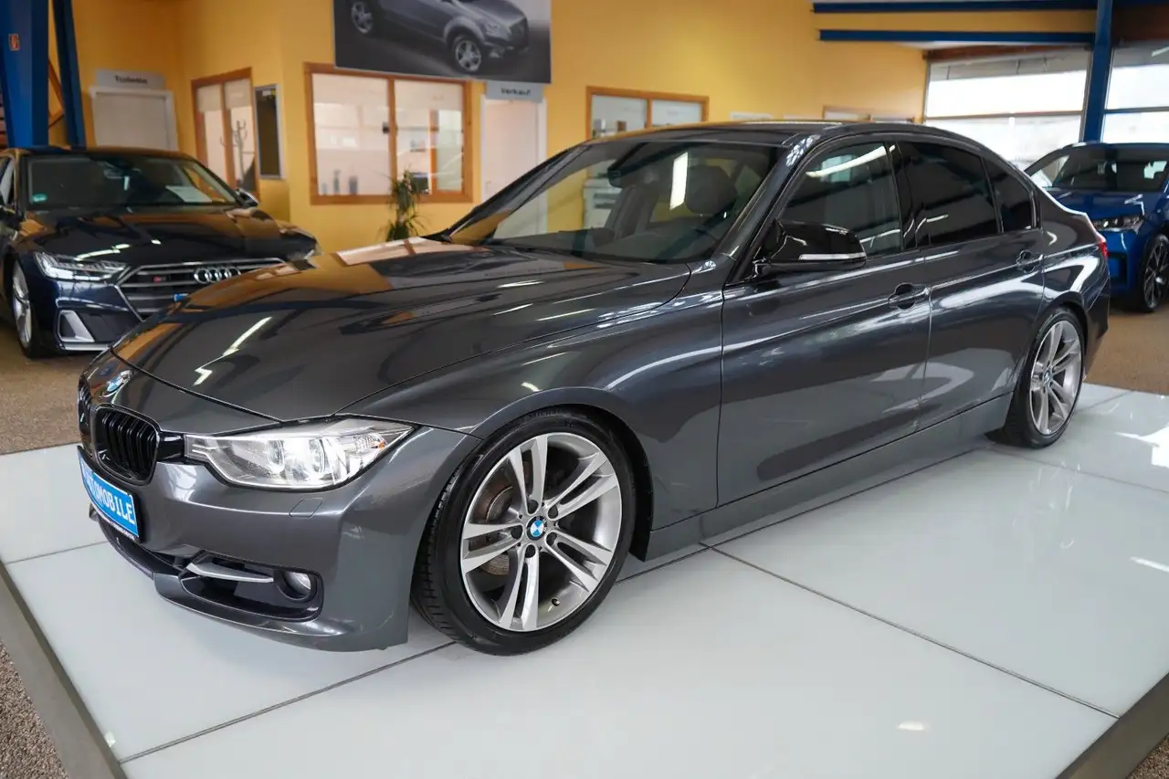 BMW 320