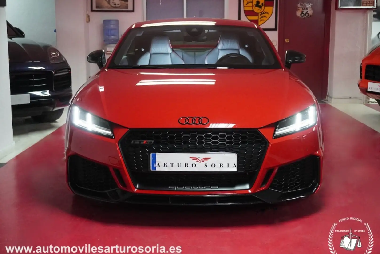 Audi TT RS Coupé 2.5 TFSI quattro S tronic Rouge - 2