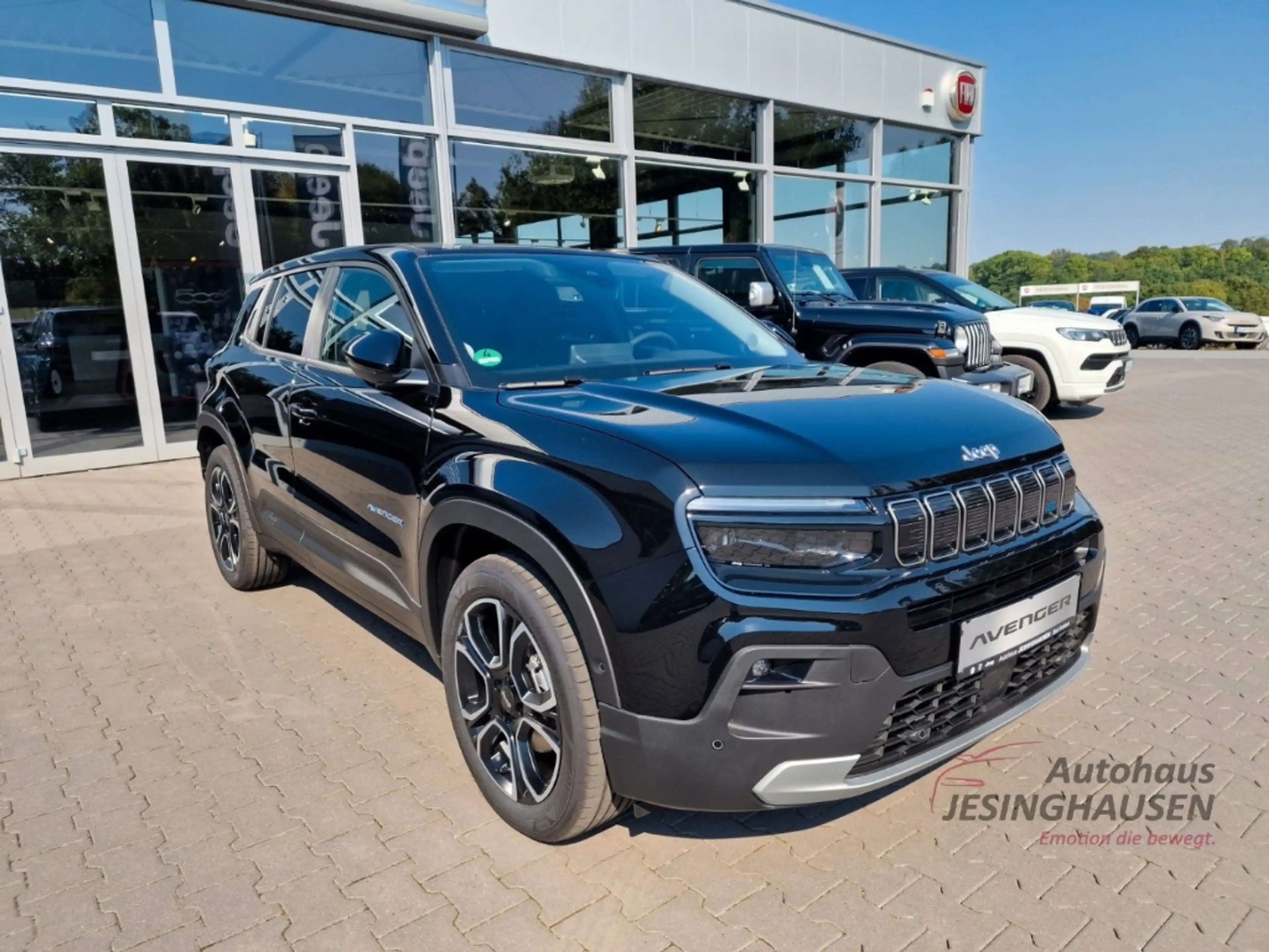 Jeep Avenger Summit+ Leder *GARANTIE BIS 08/28*LED Navi SHZ 360 — photo 8