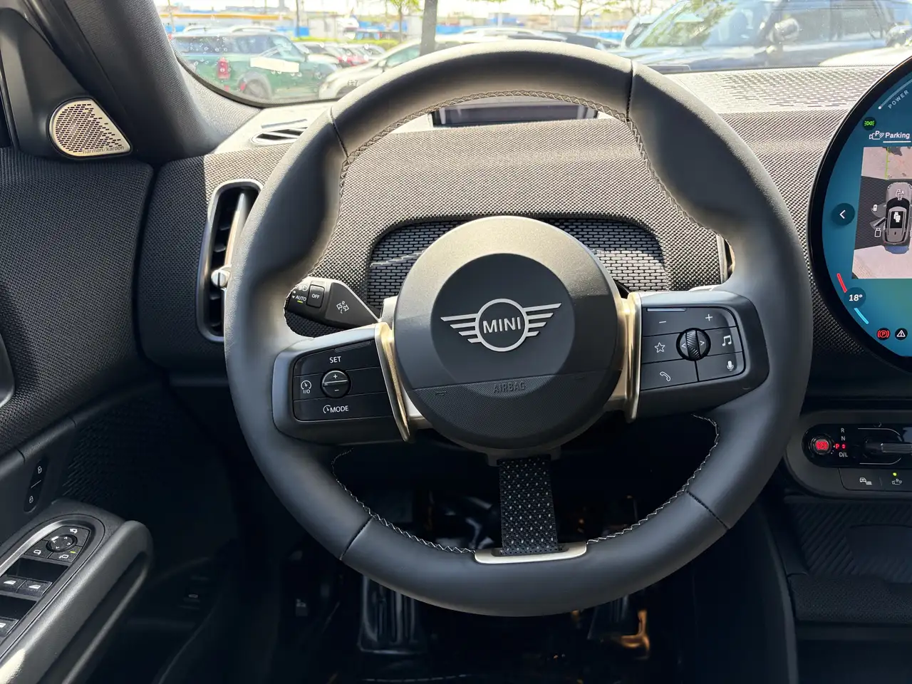 MINI Countryman снимка MINI Countryman