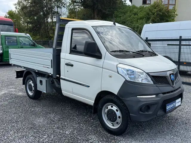 Piaggio Porter PORTER NP6 PRITSCHE RÜCKFAHRKAMERA BENZIN / LPG