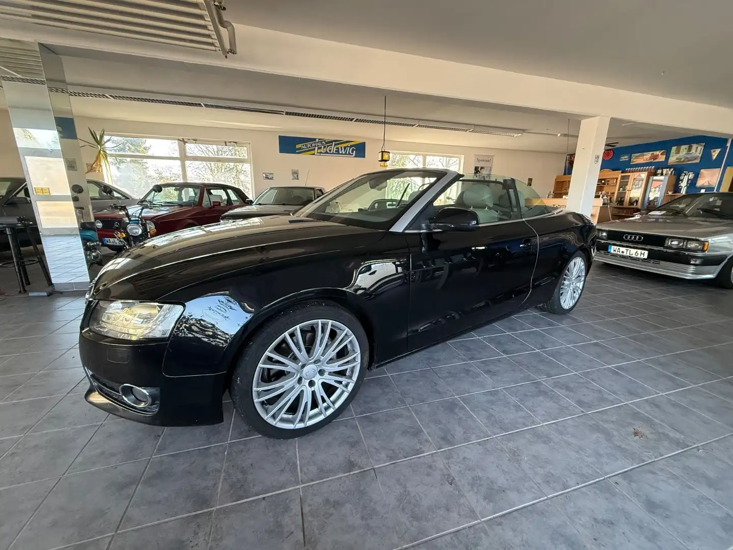 Audi A5 Cabriolet 2.0 TFSI*TÜV NEU* Schwarz - 1