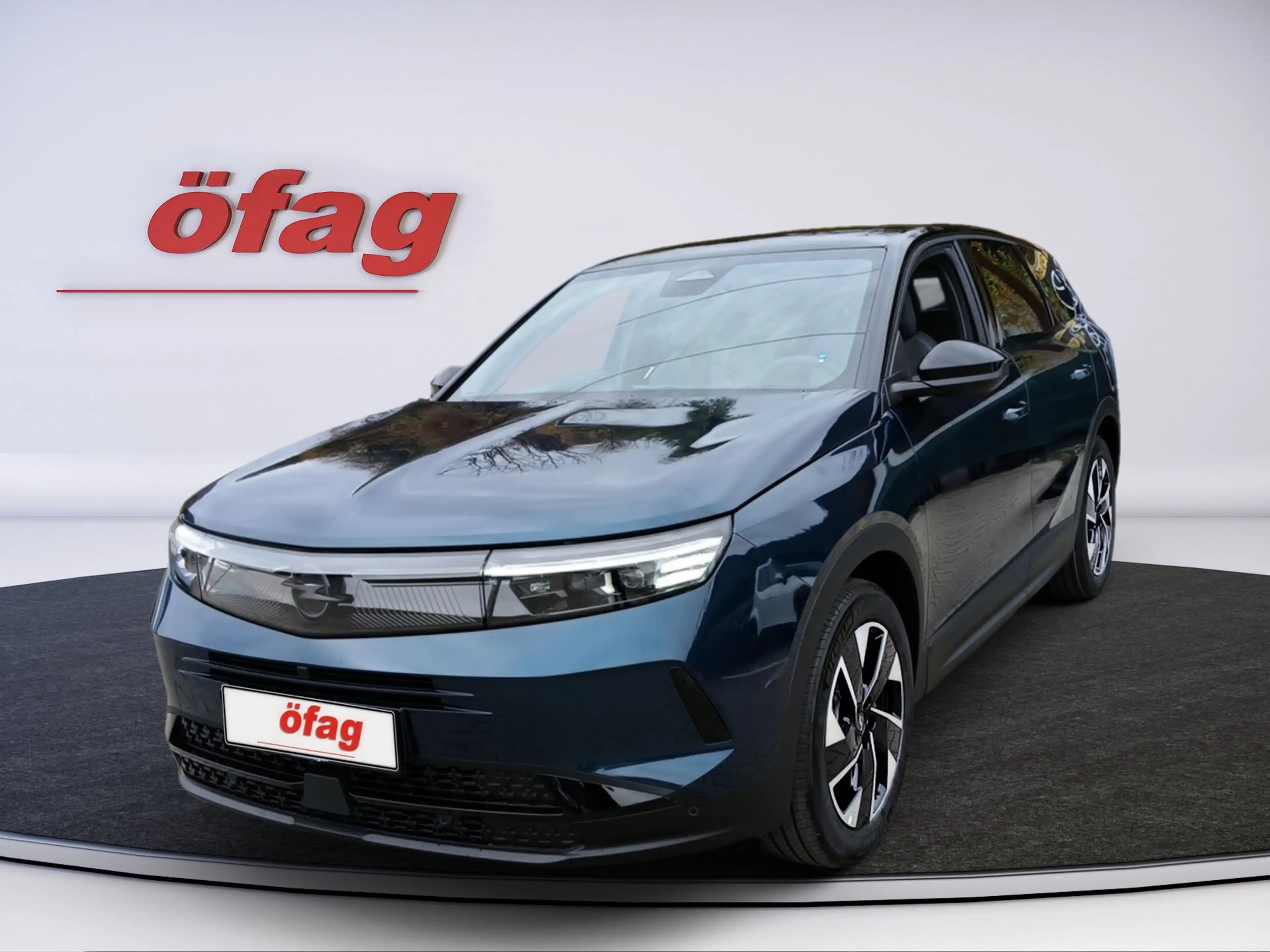 Opel Grandland 1.2 48V W GS LED+Navi+Pano+SD+SHZ+Kam. — photo 3