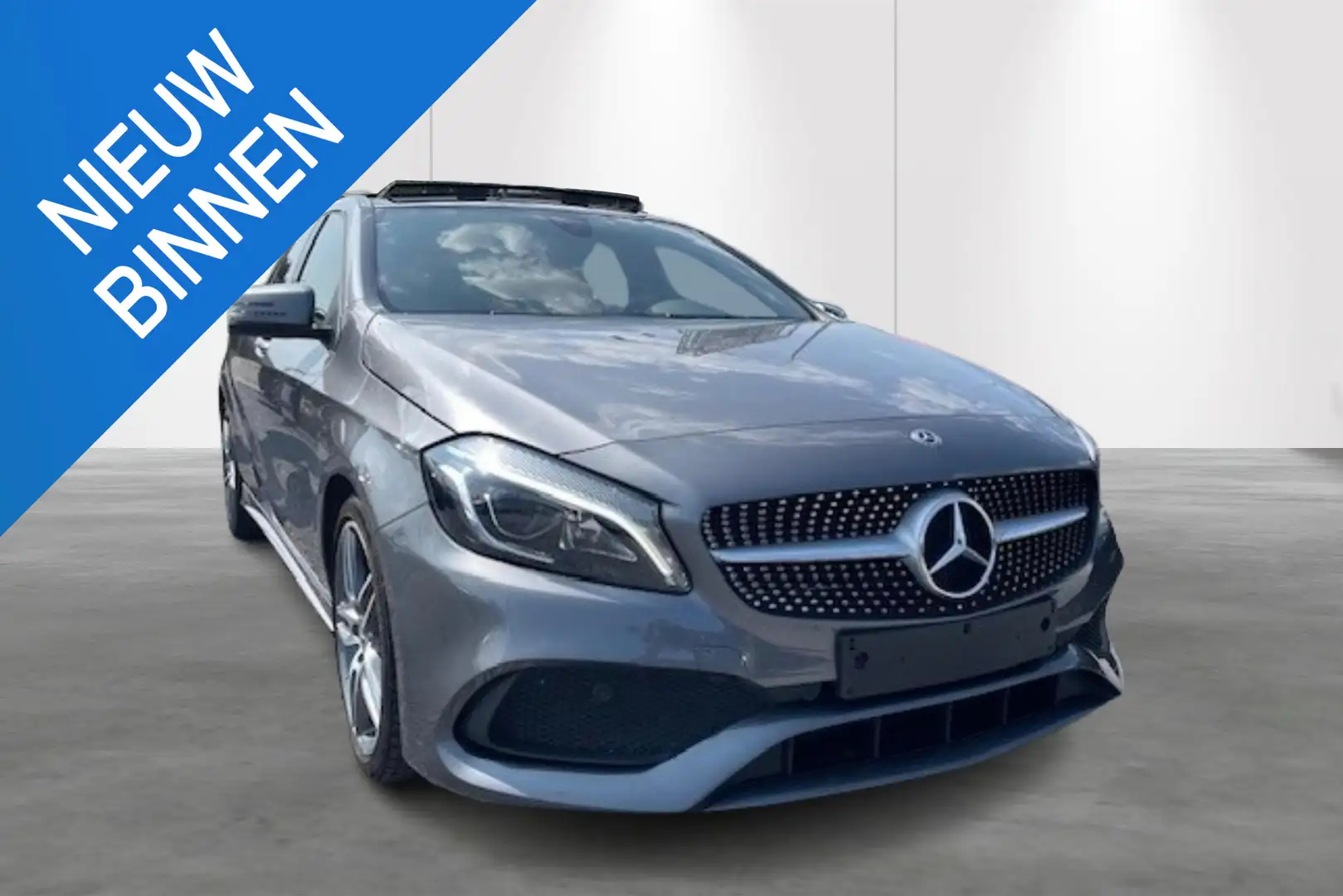 Mercedes-Benz A 180 A AMG Line - 1