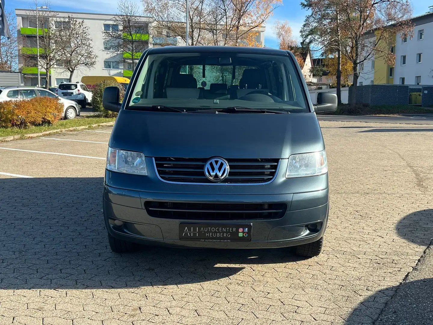 Volkswagen T5 Multivan *KLIMA*NAVI*PDC* Grau - 1