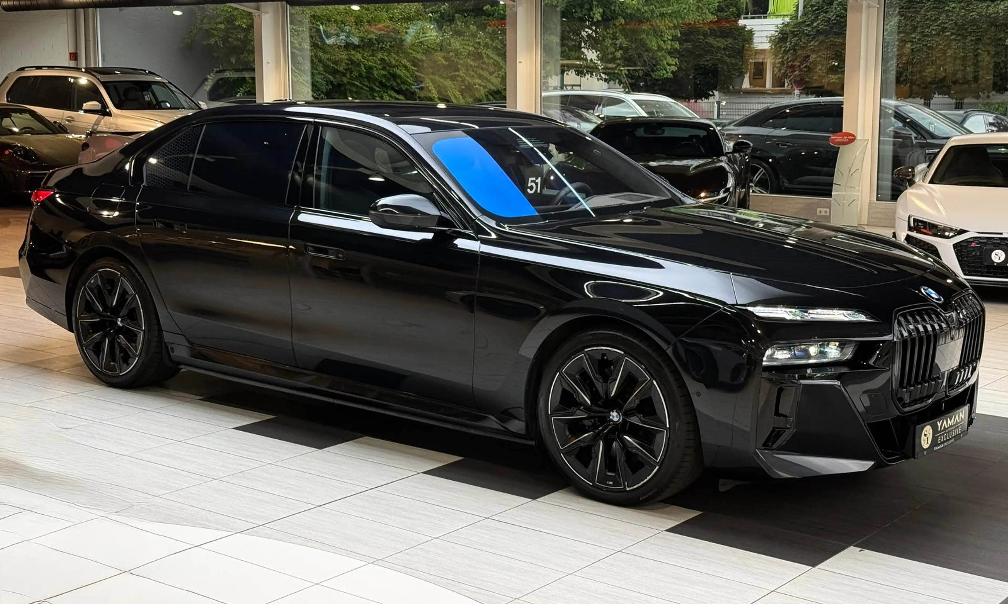 BMW 750 e xDr M Sport Pano-SKY*Aut-Türen*B&W* — photo 4