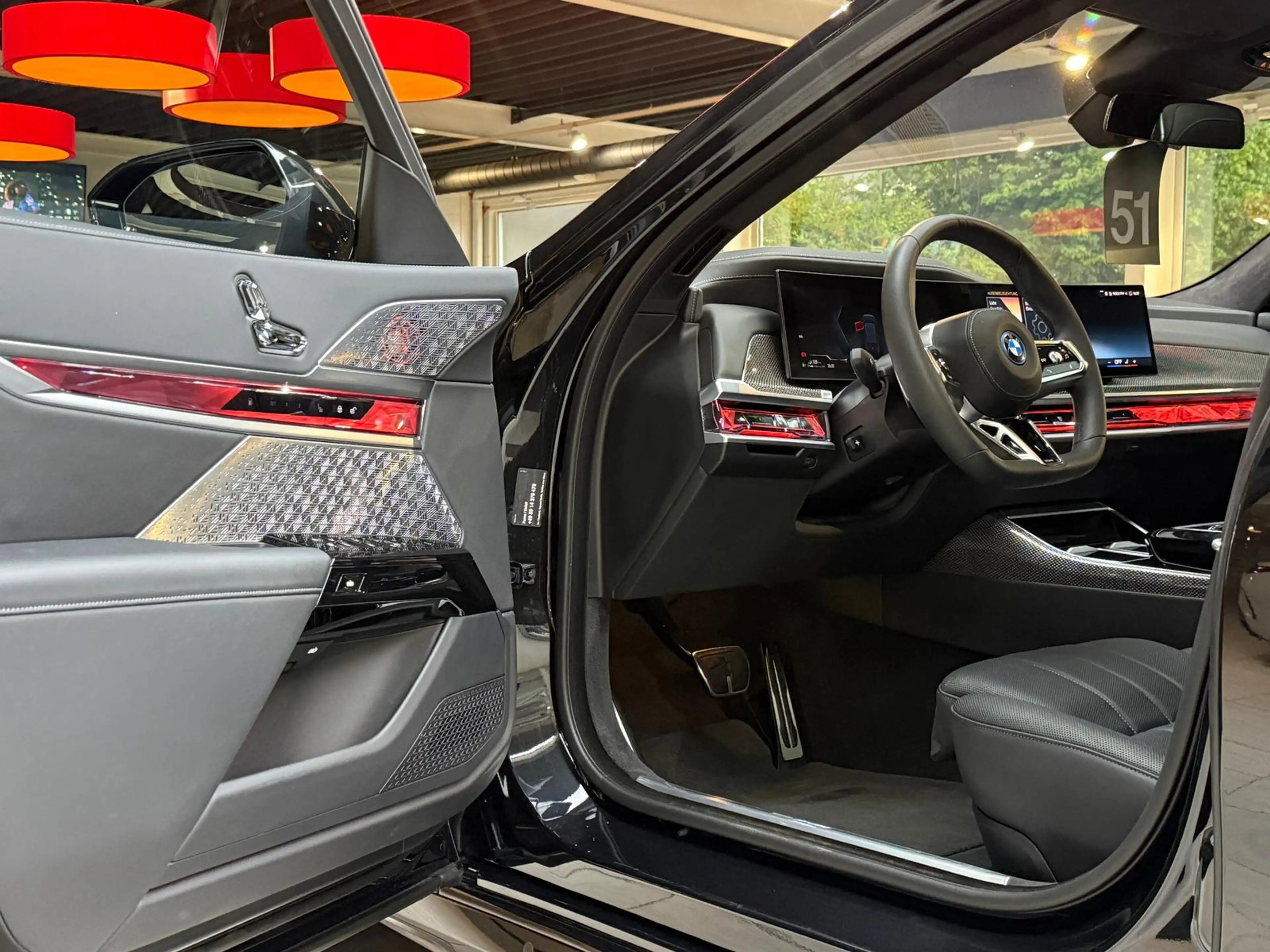 BMW 750 e xDr M Sport Pano-SKY*Aut-Türen*B&W* — photo 8