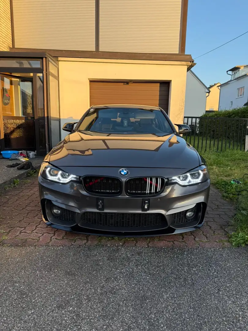 BMW 335 335i xDrive - 1