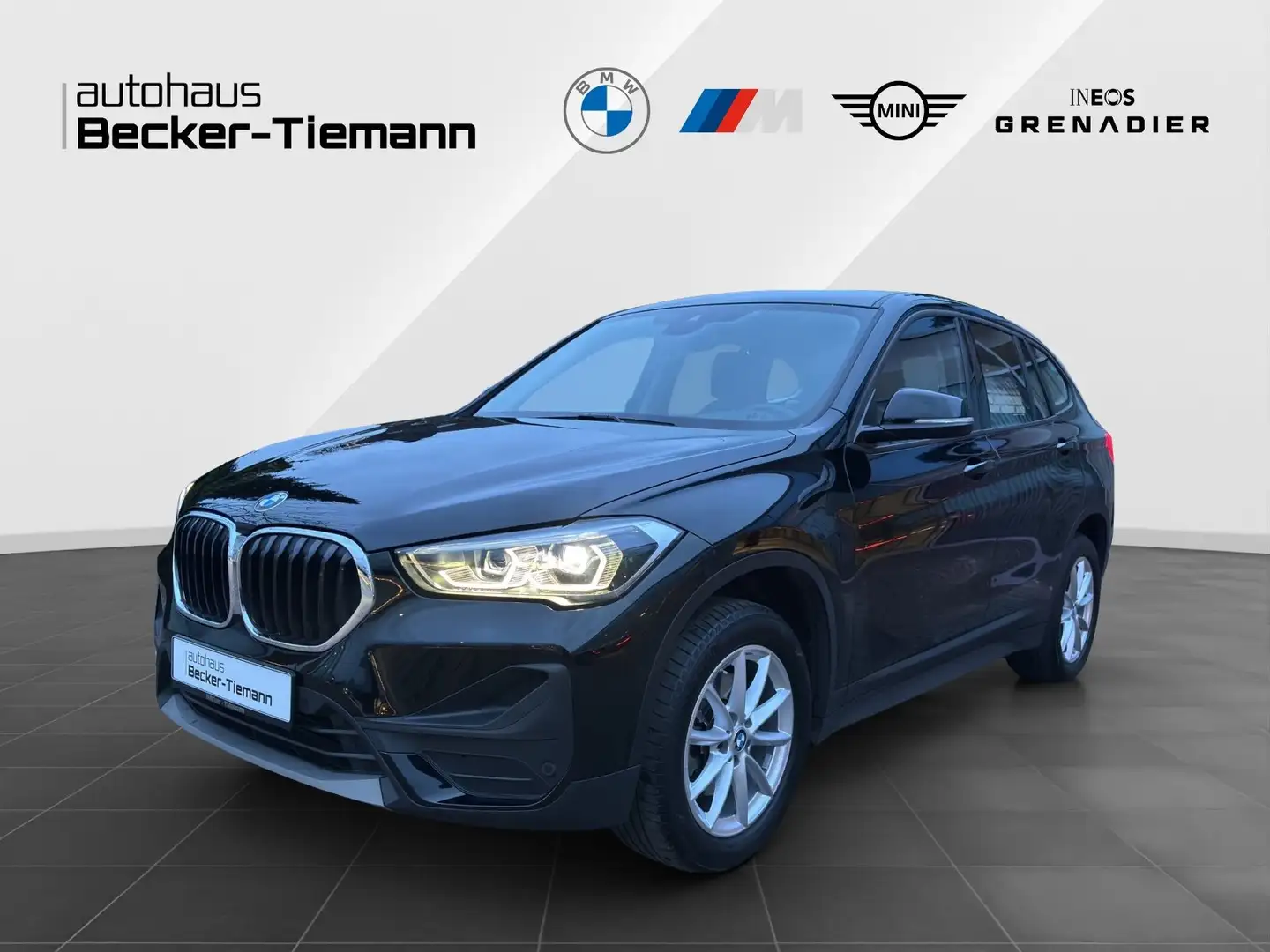 BMW X1 sDrive18i DAB | LED | Sitzheiz.| PDC | Klima | Nav Schwarz - 1