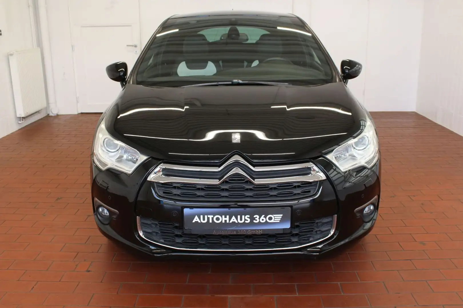 Citroen DS4 SoChic Automatik Xenon Noir - 2