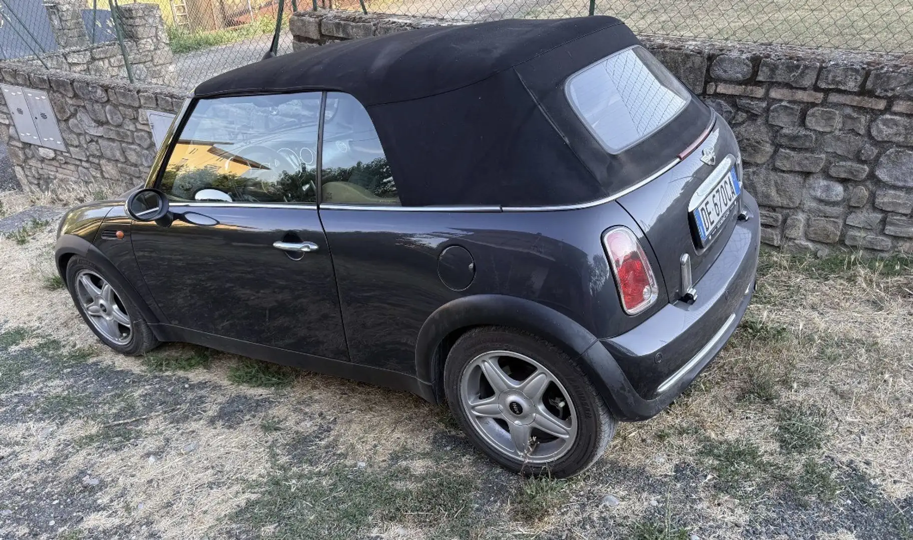 MINI Cooper C Cabrio - 2