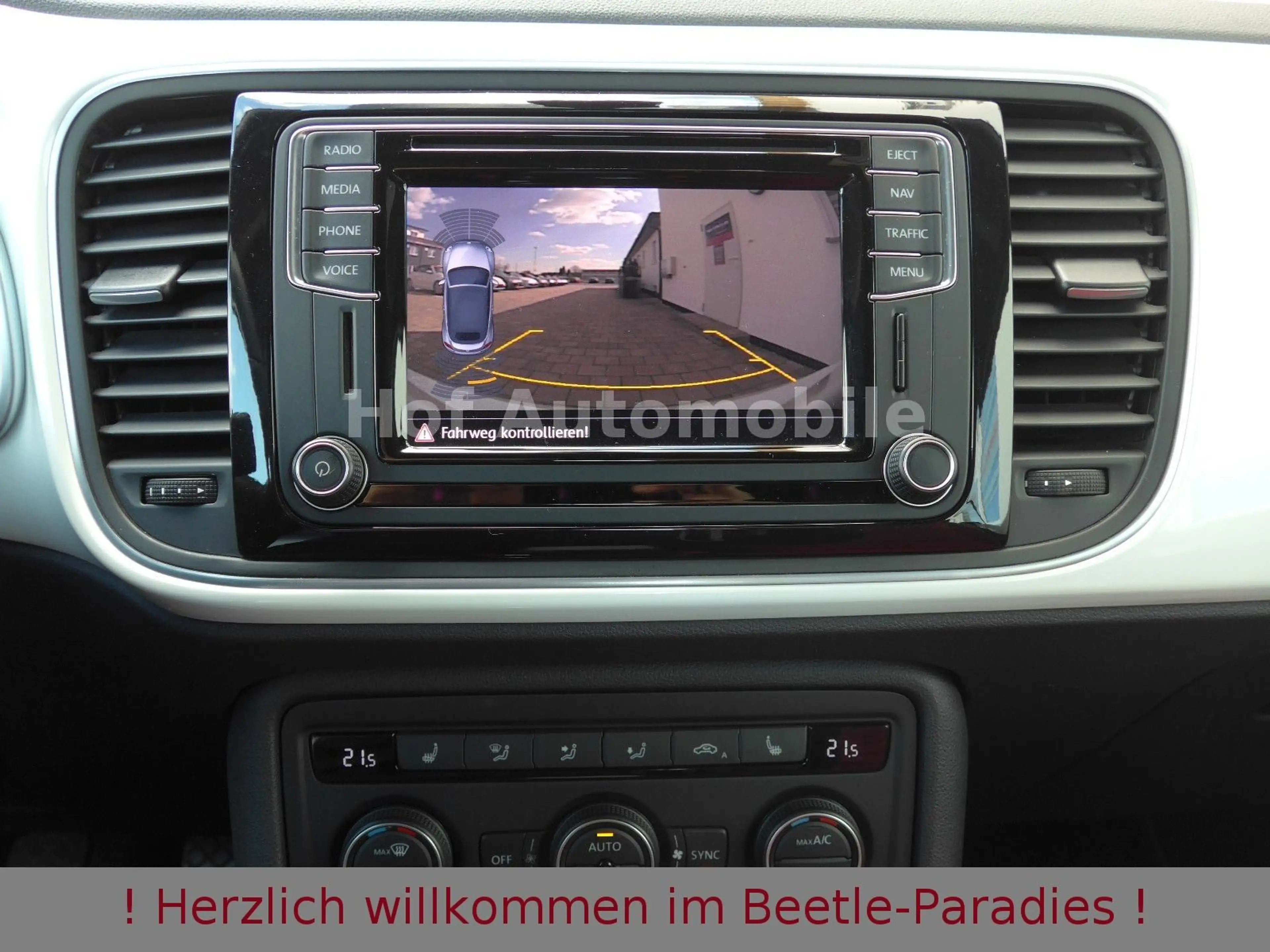 Volkswagen Beetle 1.2TSI 50"s Design Xenon Kamera Leder — photo 13