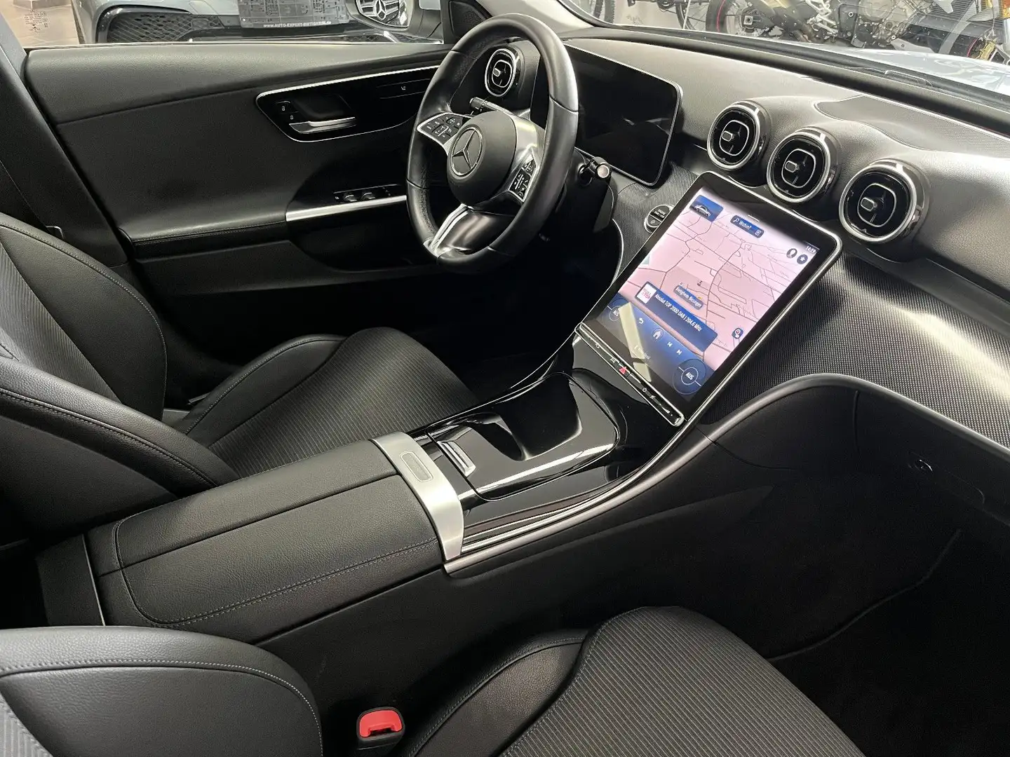 Mercedes-Benz C 200 Lim. Navi/Kamera/Ambiente/Fahrpaket Argent - 2