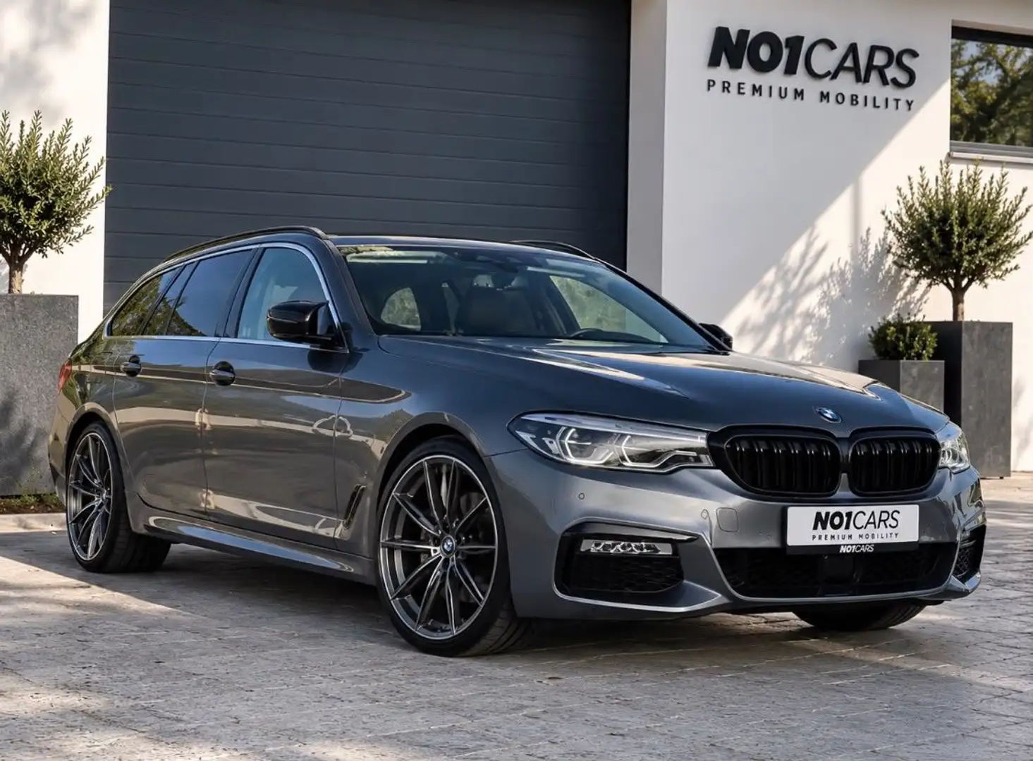 BMW 540 d xDrive *Bowers&Wilkins*M-Sport Grau - 1