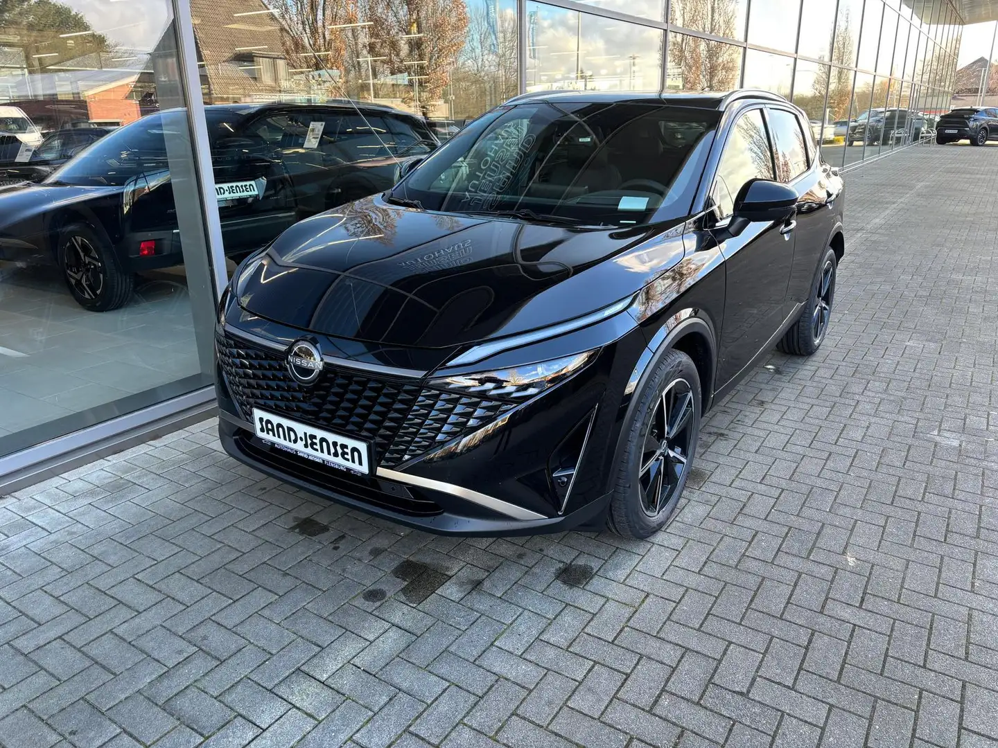 Nissan Qashqai MHEV 158 Xtronic Tekna HUD Pano Matrix Negro - 2