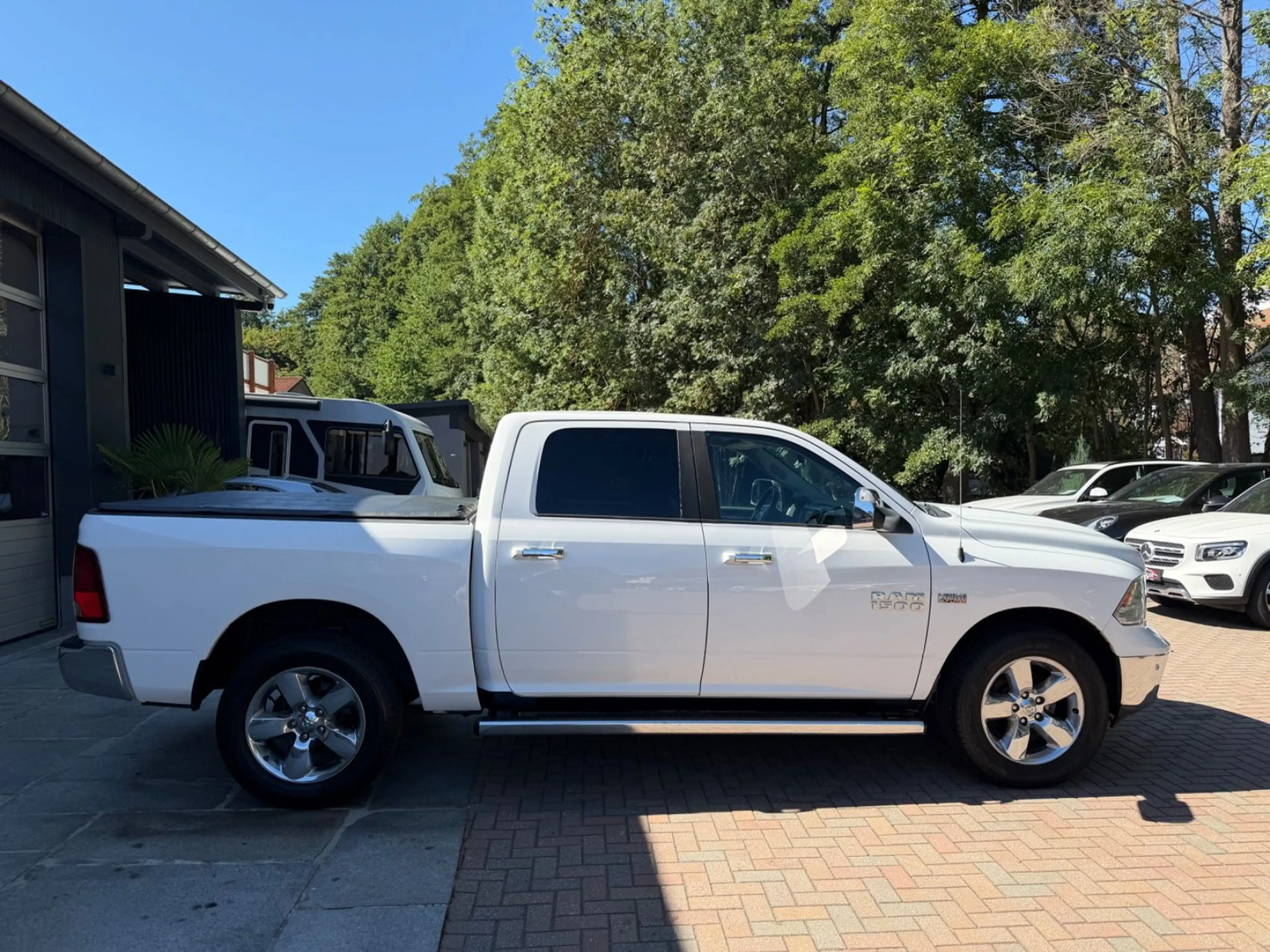 Dodge RAM 5.7 V8 Crew Cab Pick-Up 4x4 Ahk 3500kg — photo 4