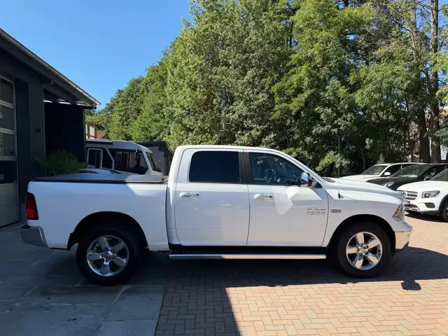 Dodge Ram view 4