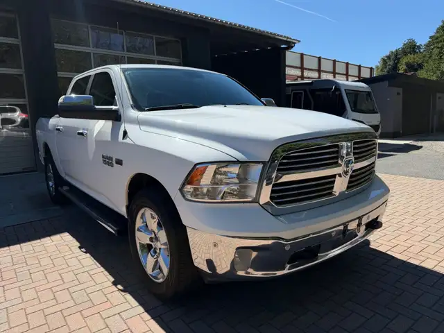 Dodge Ram view 3