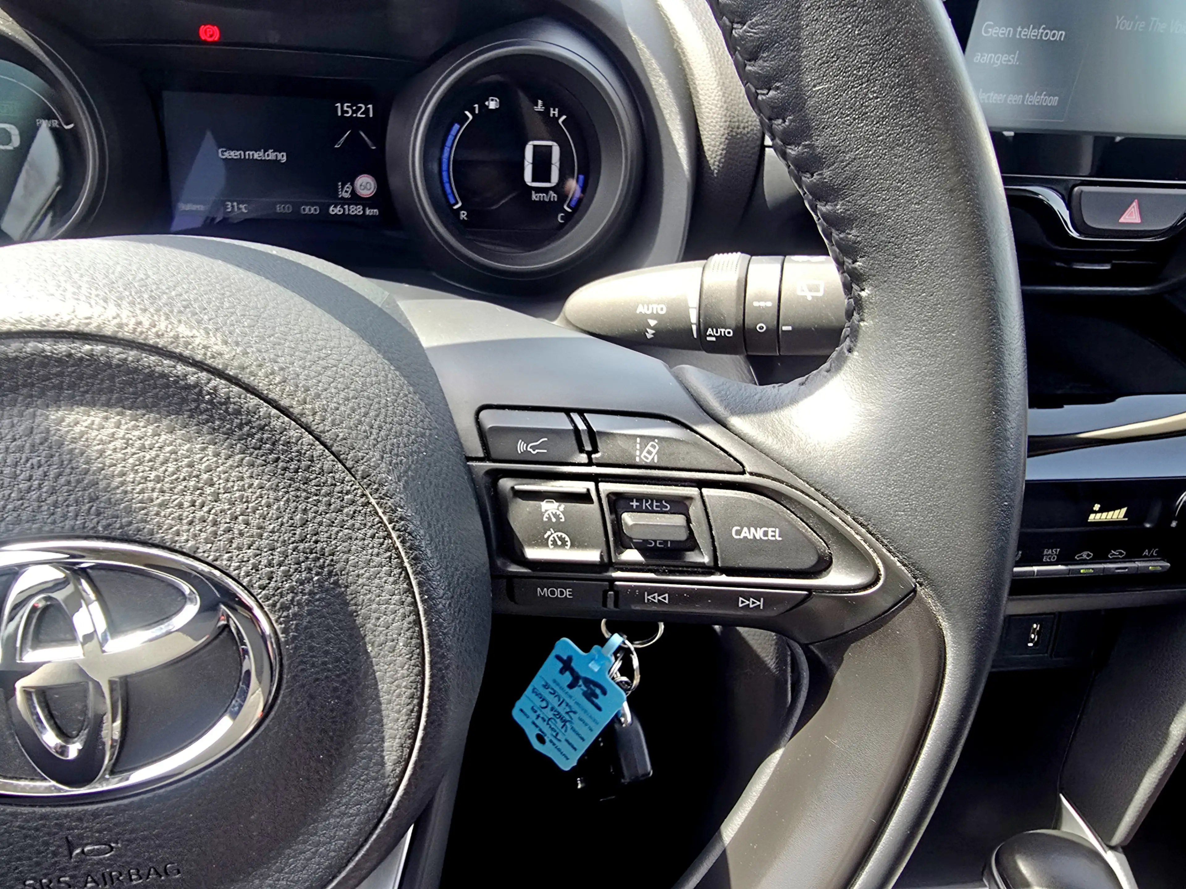 Toyota Yaris Cross 1.5 Hybrid Active - 115 Pk - ParkeerCamera - Apple — photo 25
