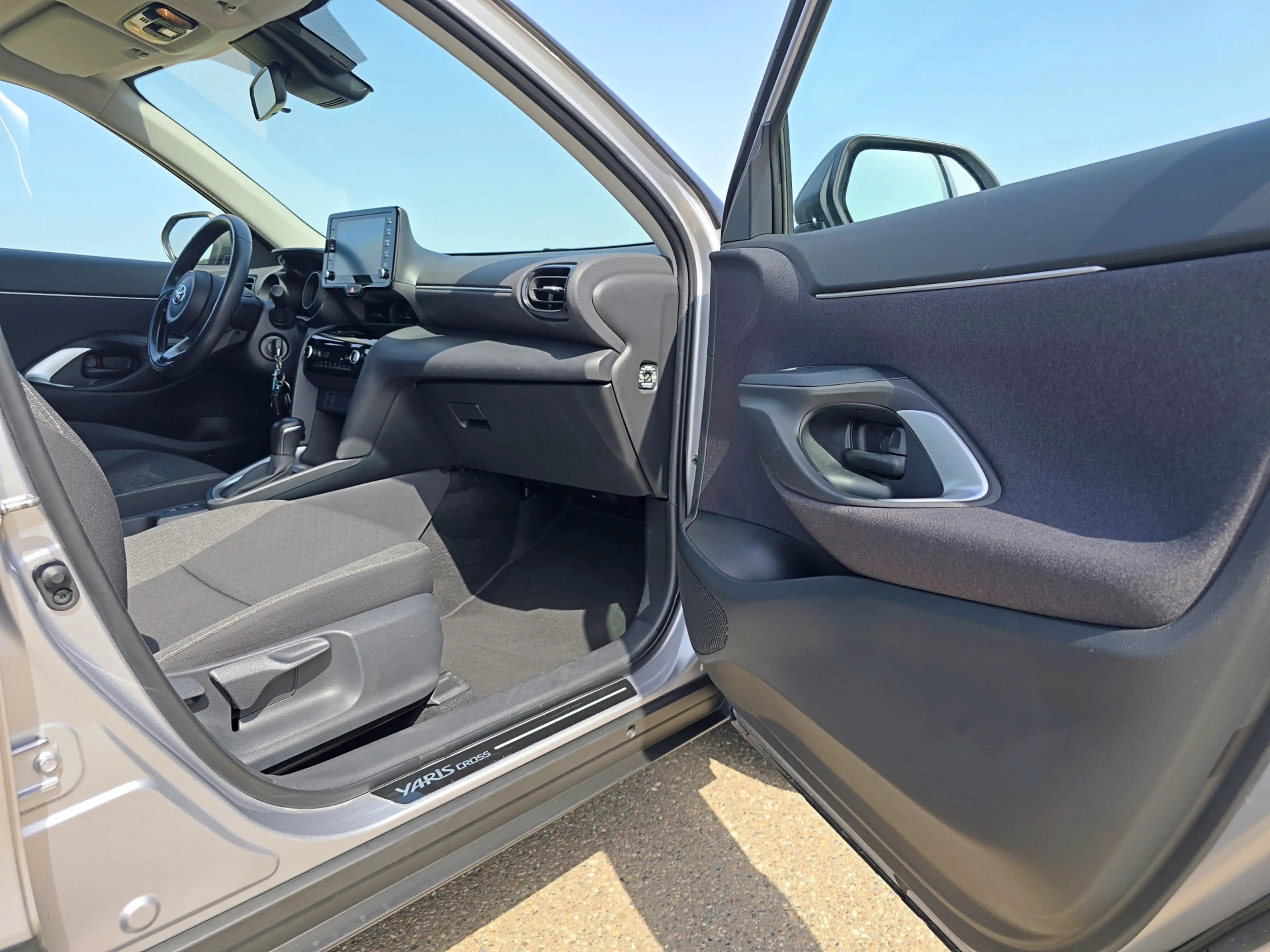 Toyota Yaris Cross 1.5 Hybrid Active - 115 Pk - ParkeerCamera - Apple — photo 11