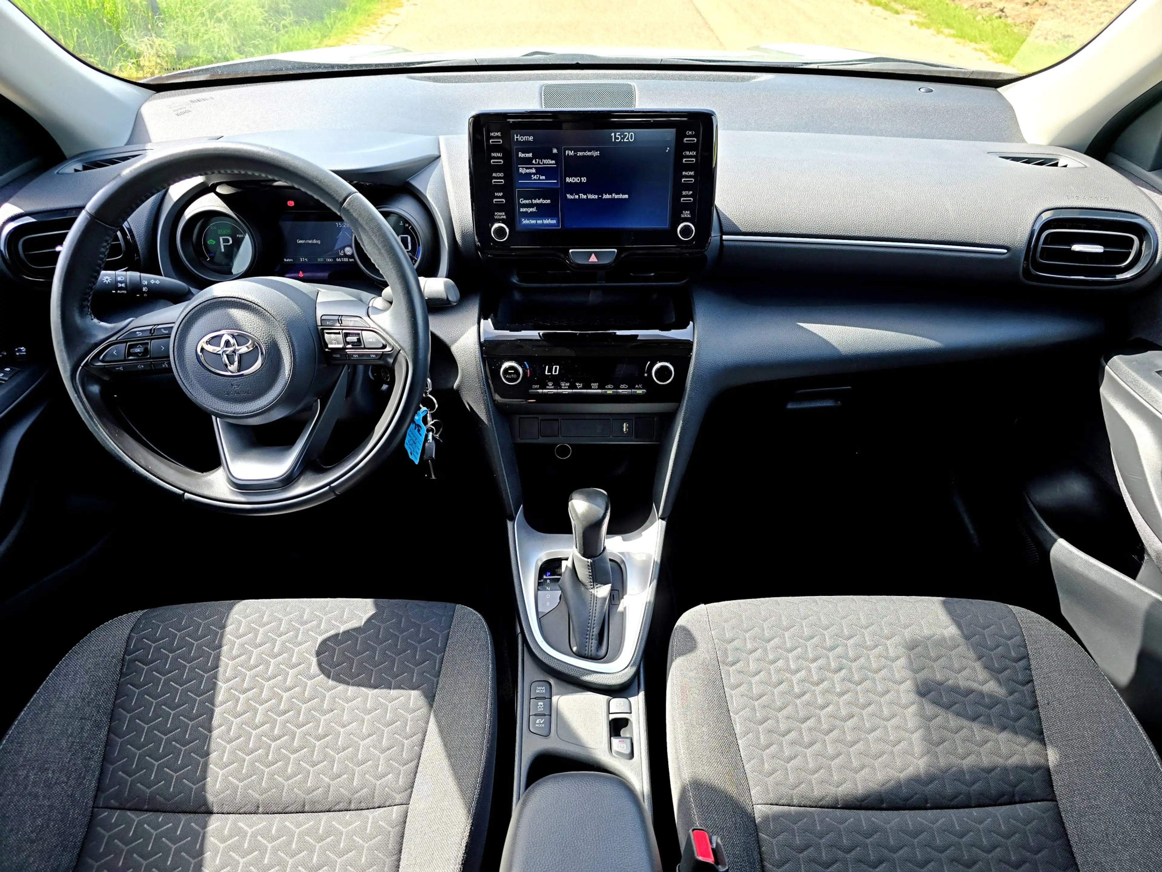 Toyota Yaris Cross 1.5 Hybrid Active - 115 Pk - ParkeerCamera - Apple — photo 14