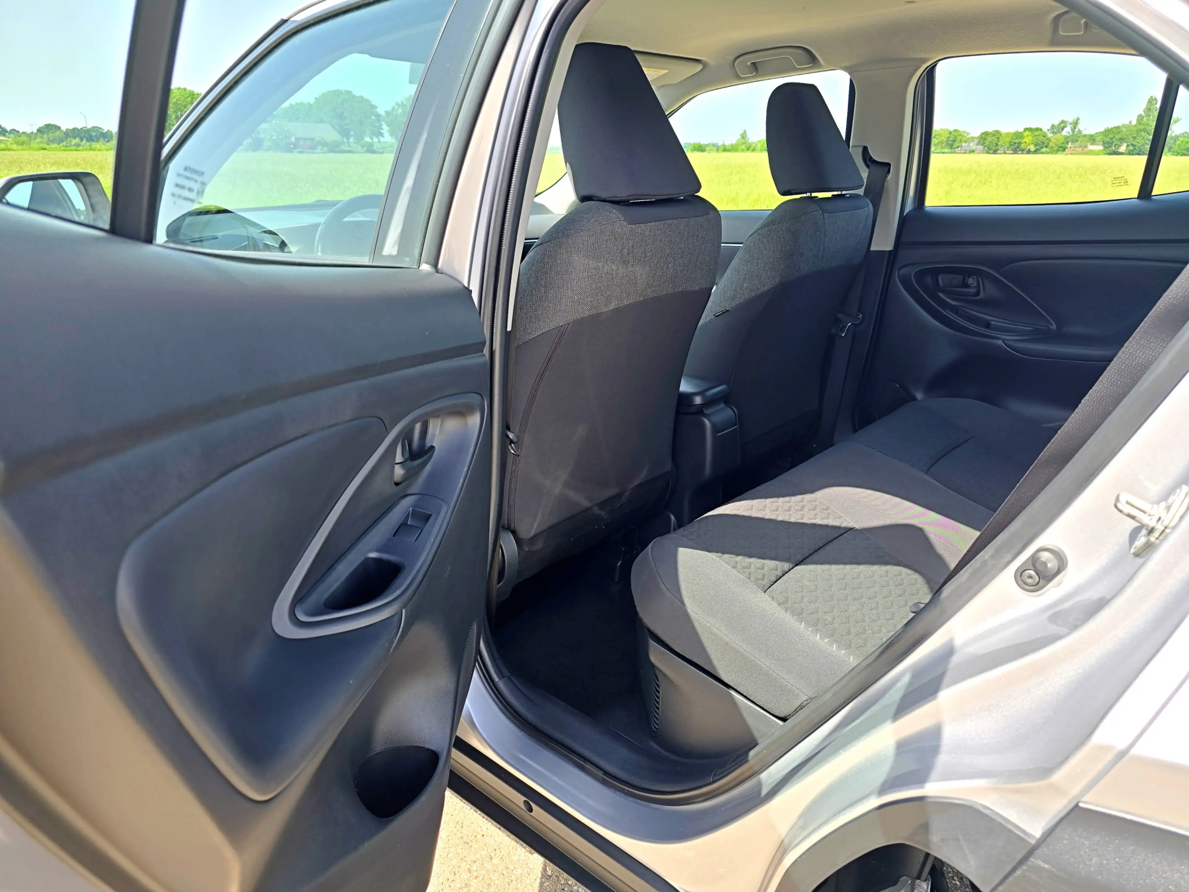 Toyota Yaris Cross 1.5 Hybrid Active - 115 Pk - ParkeerCamera - Apple — photo 28