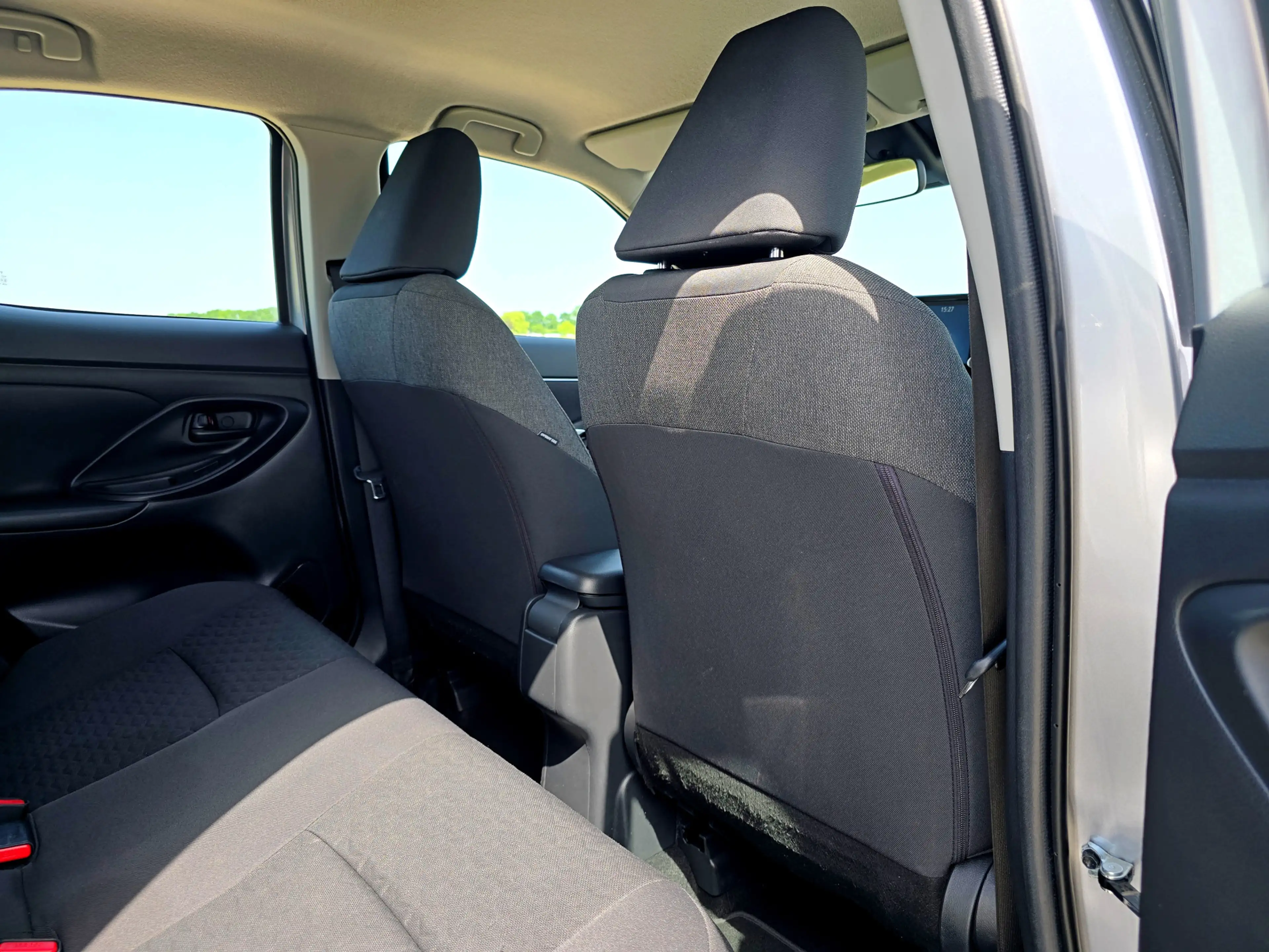 Toyota Yaris Cross 1.5 Hybrid Active - 115 Pk - ParkeerCamera - Apple — photo 32
